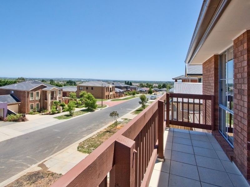 19 Viewline Drive, Lysterfield VIC 3156