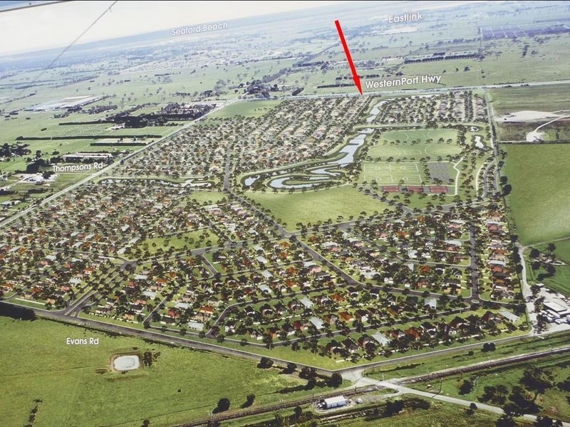 301//131 Marriott Boulevard, Lyndhurst VIC 3975