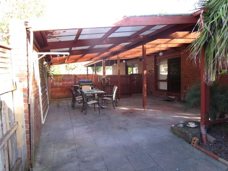 10 Lakeview Avenue, Rowville VIC 3178