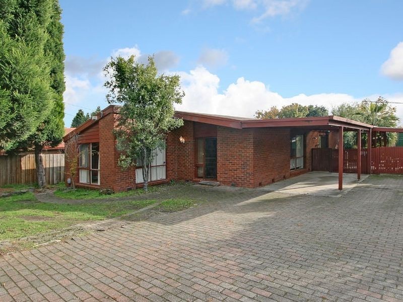 10 Lakeview Avenue, Rowville VIC 3178