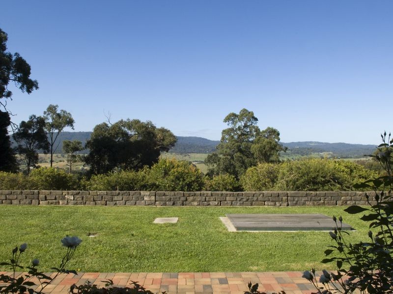 17 Cornish Road, Lysterfield VIC 3156