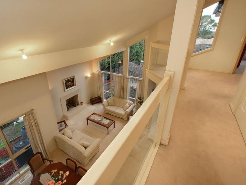 31 Pitfield Crescent, Rowville VIC 3178