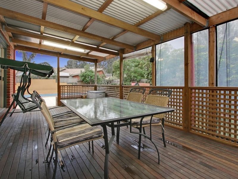 31 Pitfield Crescent, Rowville VIC 3178