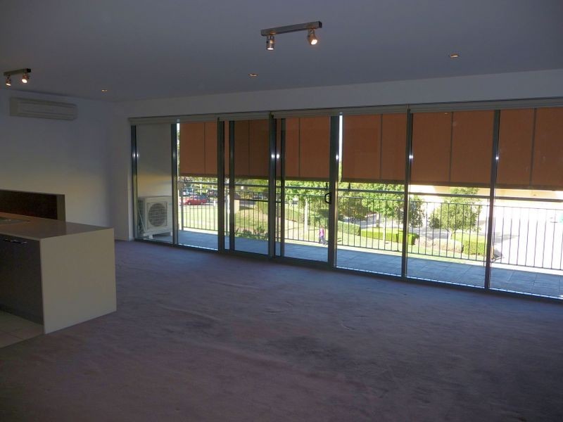 12/2-4 Blair Road, Glen Waverley VIC 3150