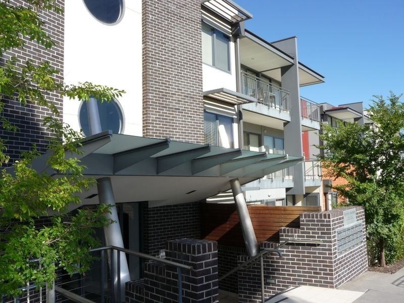 12/2-4 Blair Road, Glen Waverley VIC 3150
