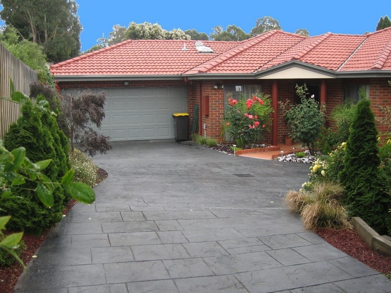 2/8 Ling Court, Mulgrave VIC 3170