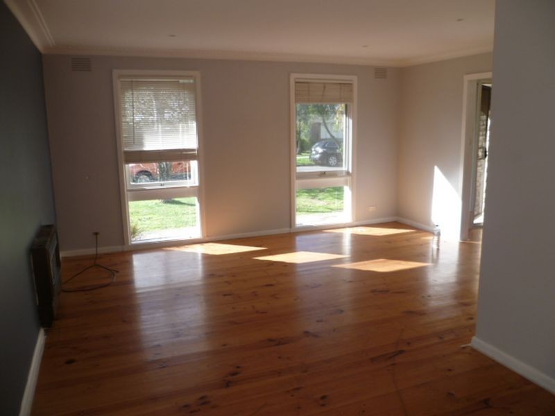 25 Elliot Street, Knoxfield VIC 3180