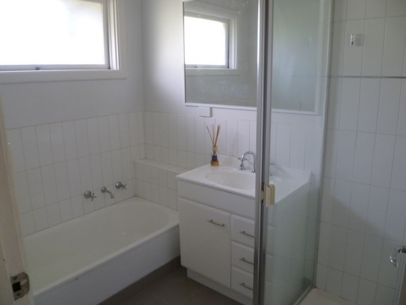 25 Elliot Street, Knoxfield VIC 3180