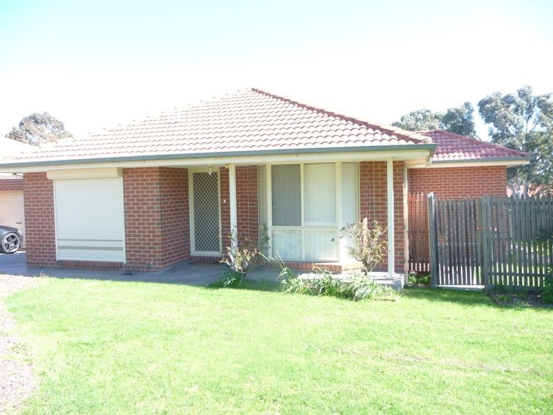 1/17 Lakeview Avenue, Rowville VIC 3178