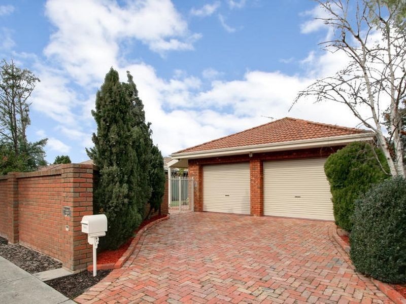 43 Willow Avenue, Rowville VIC 3178