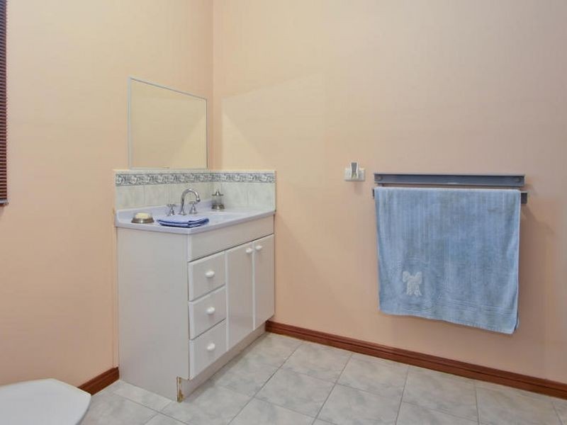 53 Buckingham Drive, Rowville VIC 3178