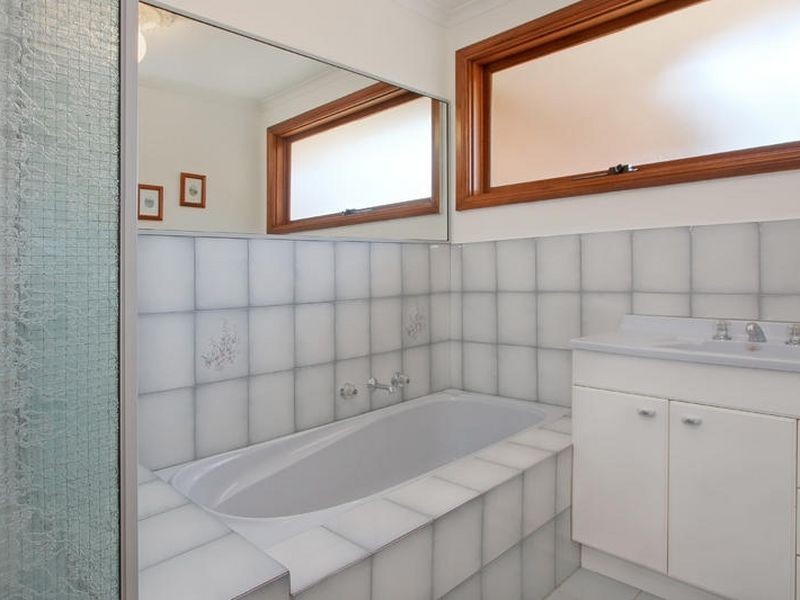 53 Buckingham Drive, Rowville VIC 3178