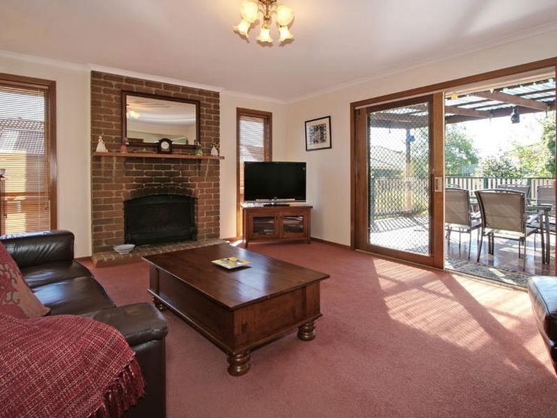 3 Edmond Court, Rowville VIC 3178