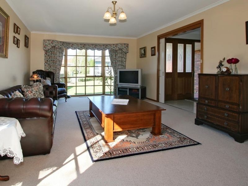 3 Edmond Court, Rowville VIC 3178