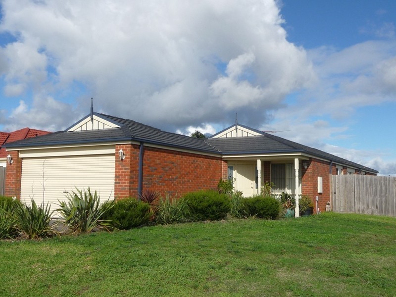 10 Wesley Close, Skye VIC 3977
