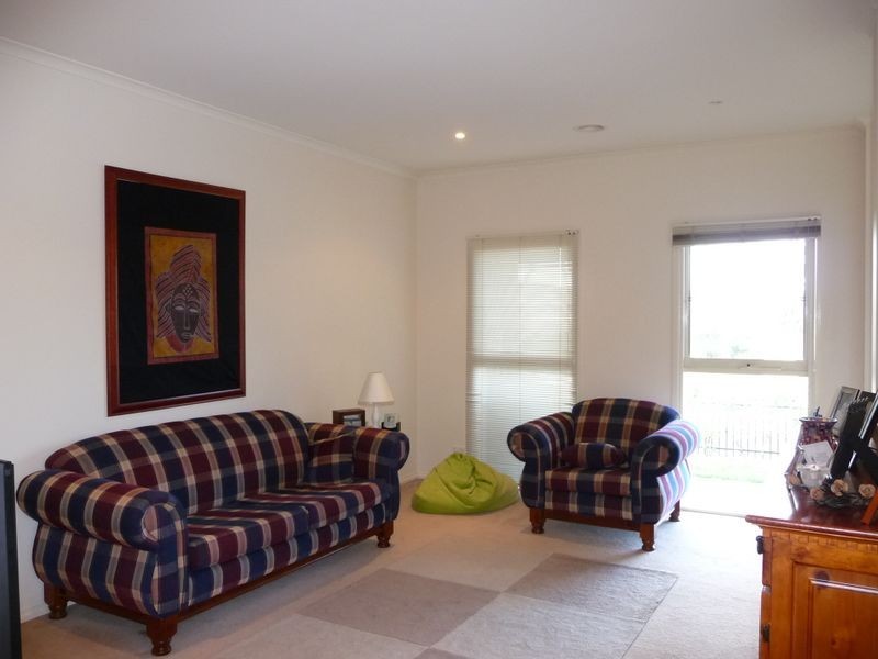 4 Parklane Way, Rowville VIC 3178