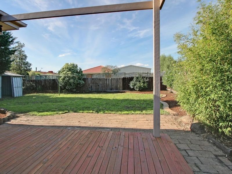 16 Wahroonga Court, Rowville VIC 3178