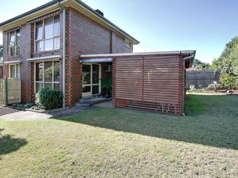 26 Fewster Drive, Wantirna South VIC 3152