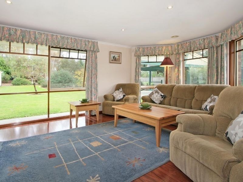 10 Lanyon Court, Lysterfield VIC 3156