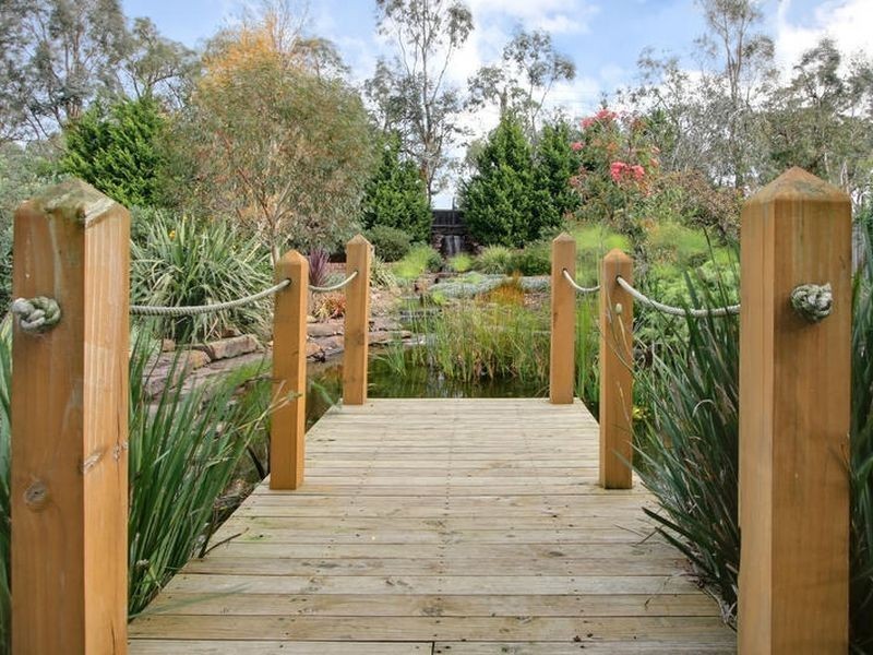 10 Lanyon Court, Lysterfield VIC 3156