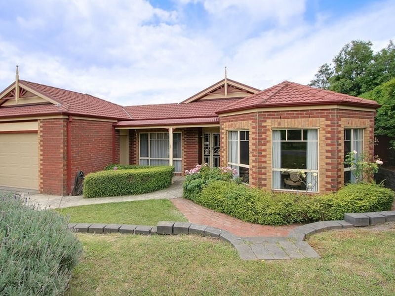 1 The Croft, Lysterfield VIC 3156