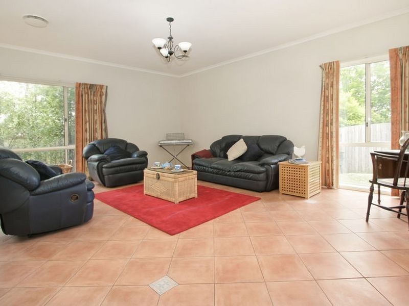 1 The Croft, Lysterfield VIC 3156