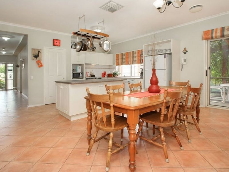 1 The Croft, Lysterfield VIC 3156
