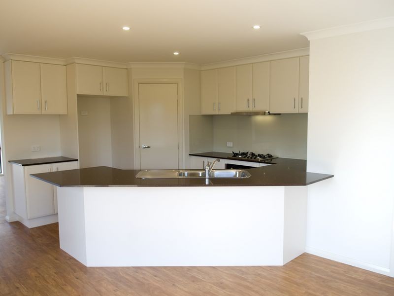 2/8 Louise Court, Lysterfield VIC 3156