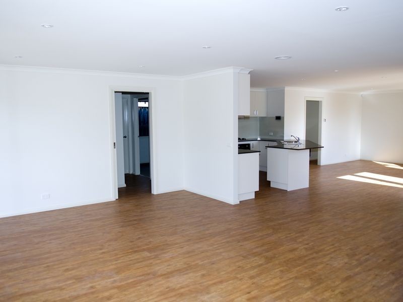 2/8 Louise Court, Lysterfield VIC 3156