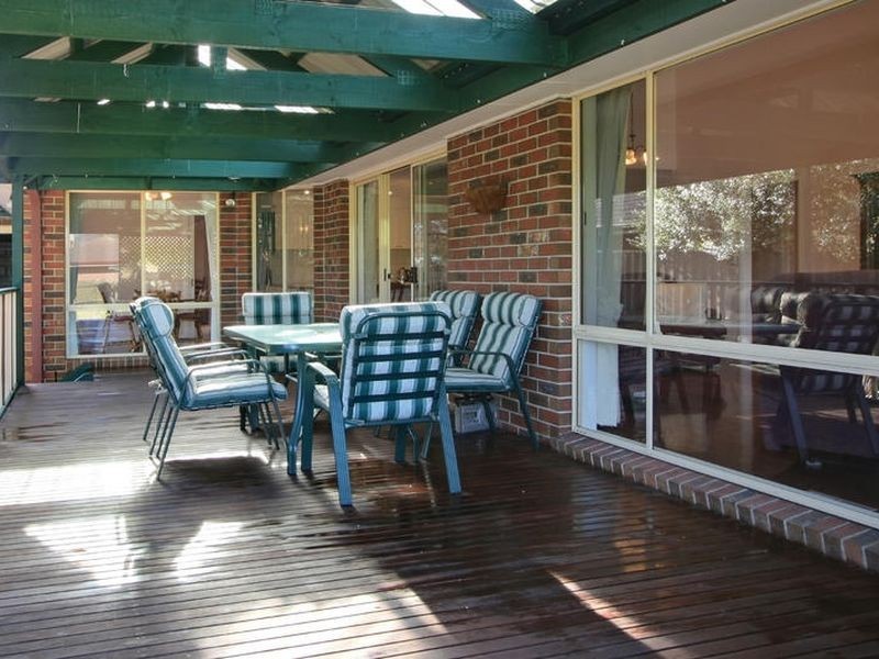 93 Pitfield Crescent, Rowville VIC 3178