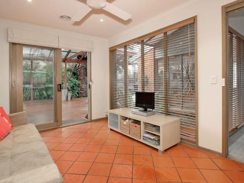 7 Adam Close, Rowville VIC 3178