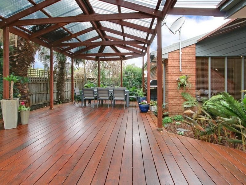 7 Adam Close, Rowville VIC 3178