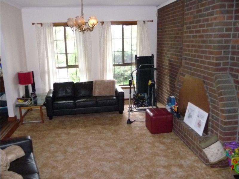 14 Cardinia Way, Rowville VIC 3178