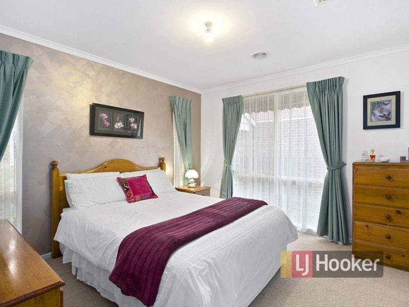 13 Mersey Close, Rowville VIC 3178