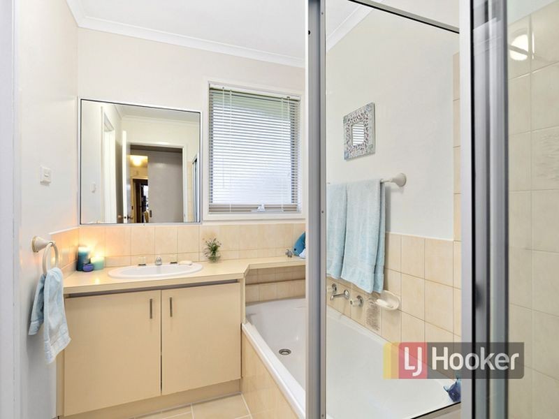 13 Mersey Close, Rowville VIC 3178