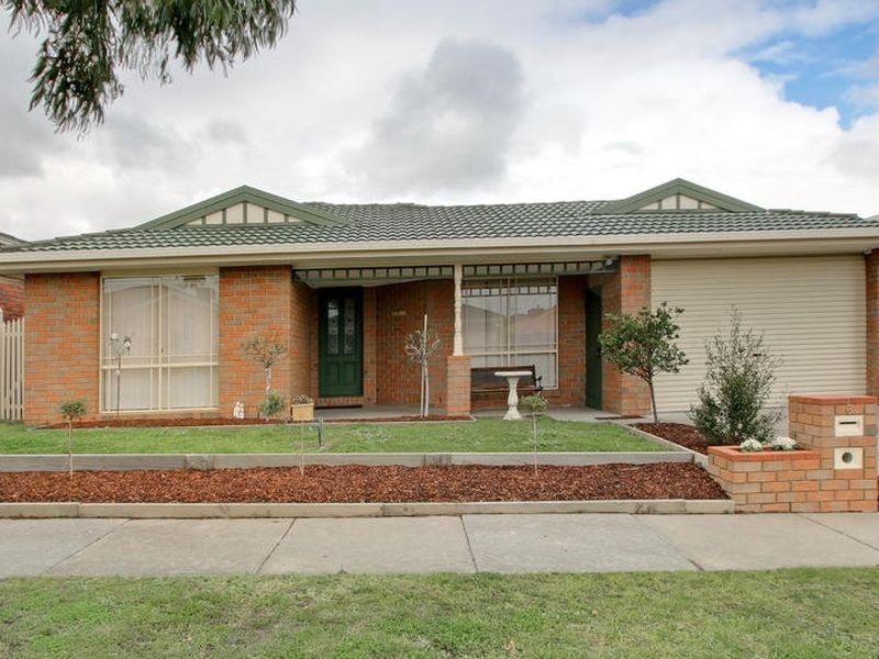 6 Lucy Hill Rise, Rowville VIC 3178