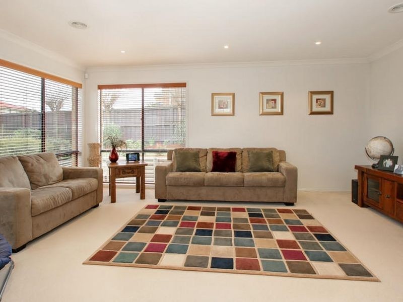 61 Victoria Knox Avenue, Rowville VIC 3178