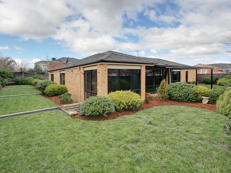 61 Victoria Knox Avenue, Rowville VIC 3178