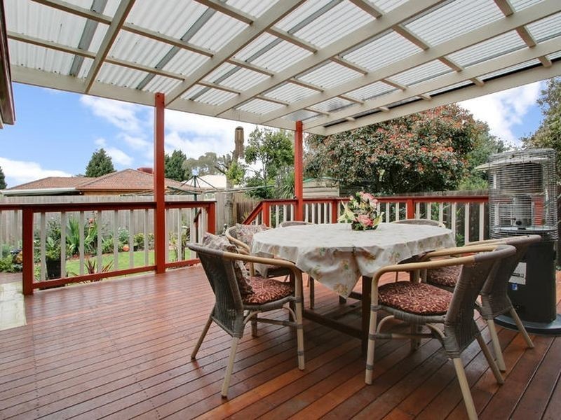 7 Rayner Close, Rowville VIC 3178