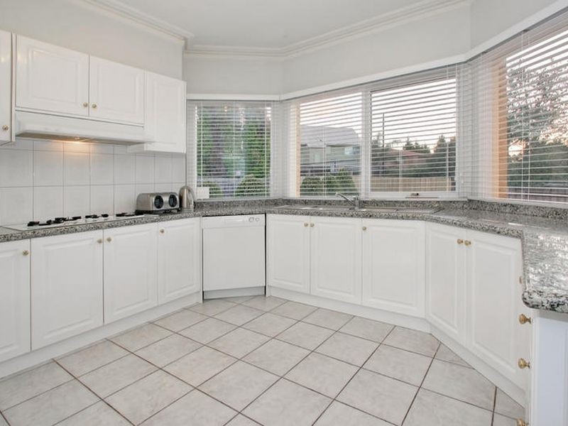 8 Spalding Court, Rowville VIC 3178