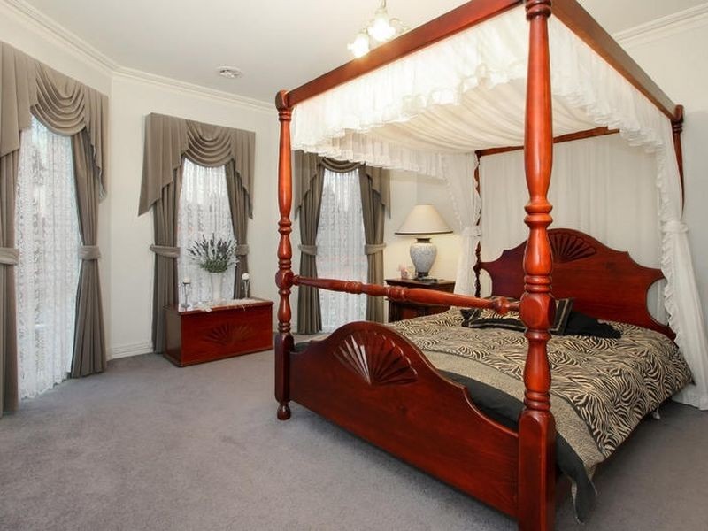 8 Spalding Court, Rowville VIC 3178