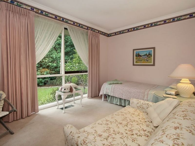 23 St John Place, Rowville VIC 3178