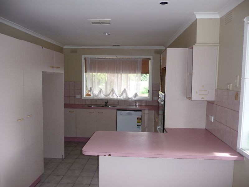 3 Valetta Crescent, Knoxfield VIC 3180