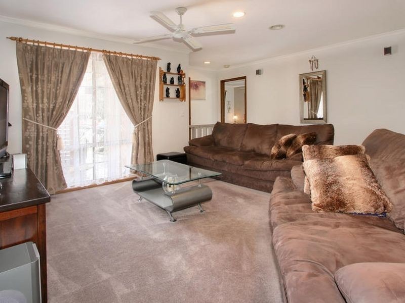 11 Babinda Court, Rowville VIC 3178