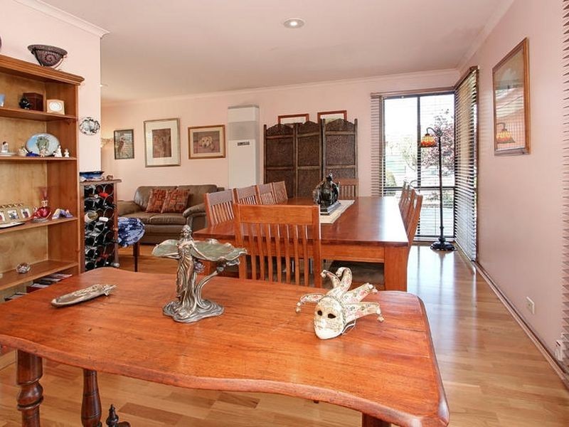 15 Fernlea Avenue, Rowville VIC 3178