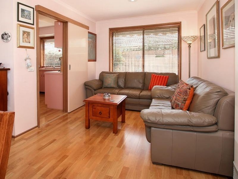 15 Fernlea Avenue, Rowville VIC 3178