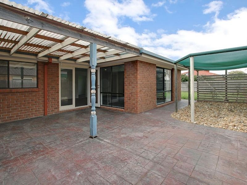 5 Somerset Court, Narre Warren South VIC 3805