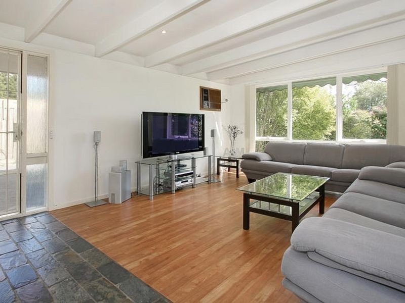 1/28 Burchall Crescent, Rowville VIC 3178