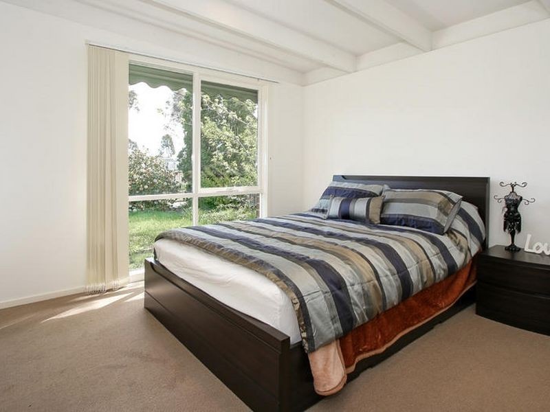 1/28 Burchall Crescent, Rowville VIC 3178