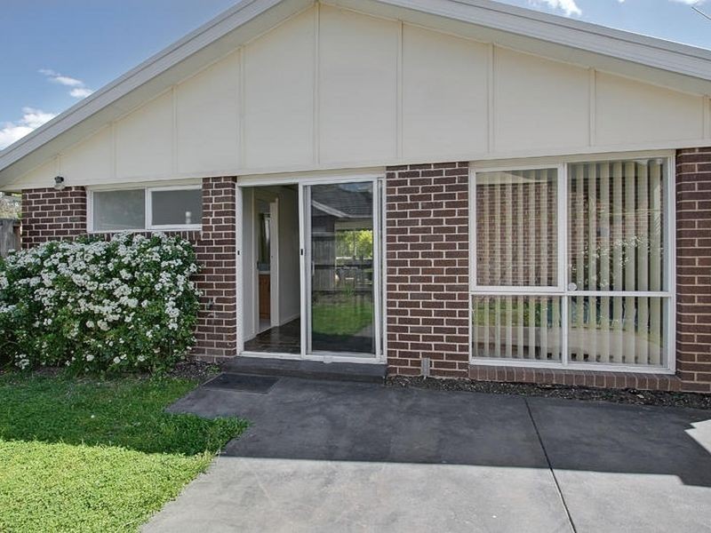 1/28 Burchall Crescent, Rowville VIC 3178